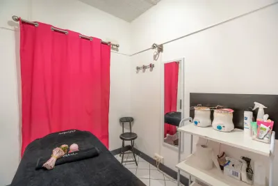 Cabine de soins du corps